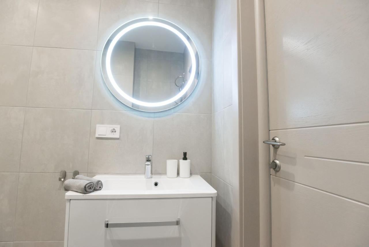 Scandinavian Apartment Elegant Lviv Buitenkant foto