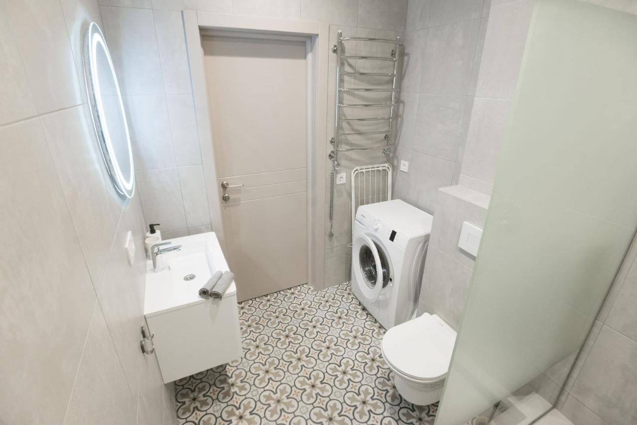 Scandinavian Apartment Elegant Lviv Buitenkant foto